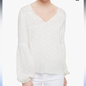 White sanctuary peasant knit blouse